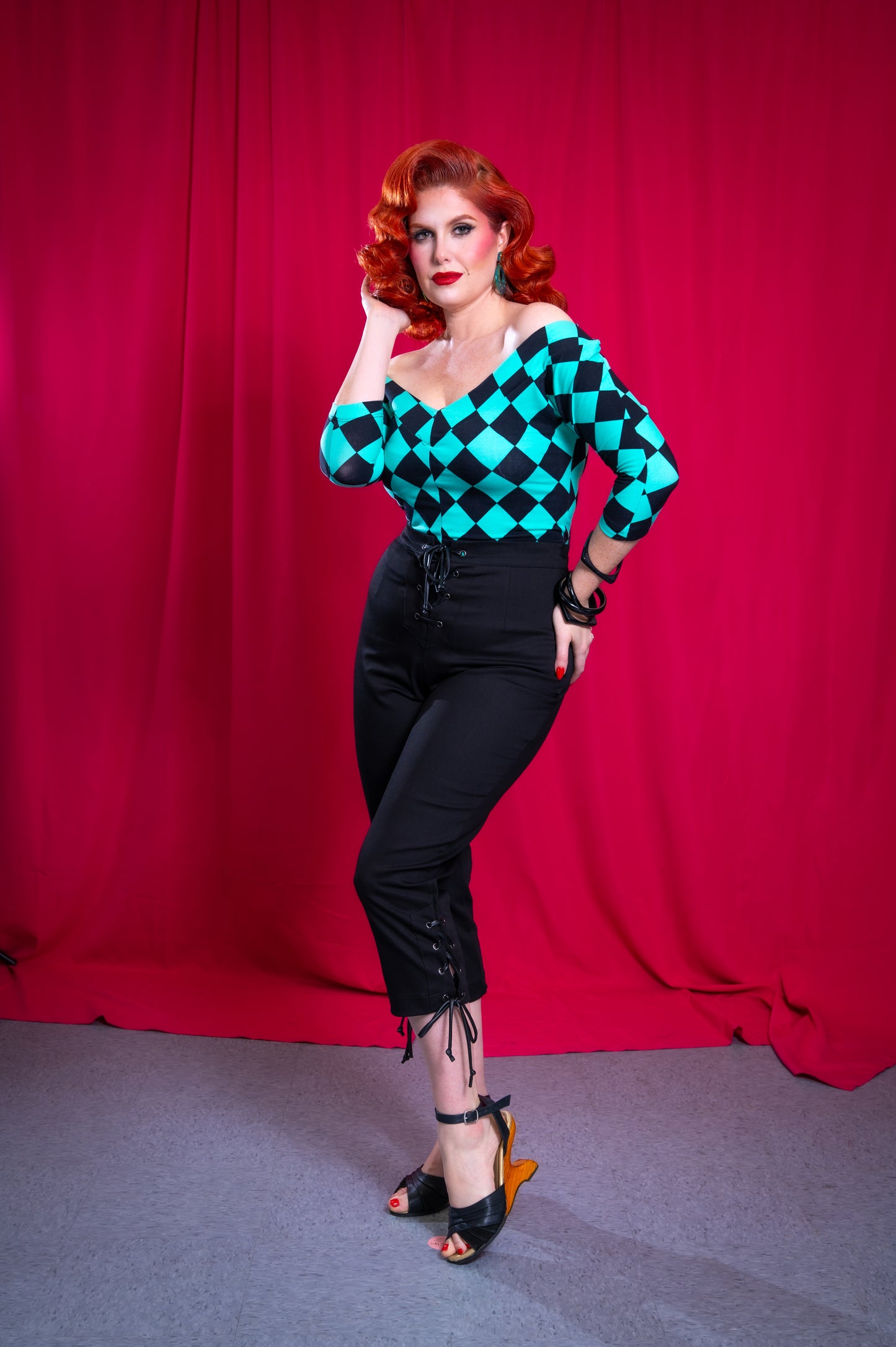 Midcentury V Top in Black & Teal Harlequin